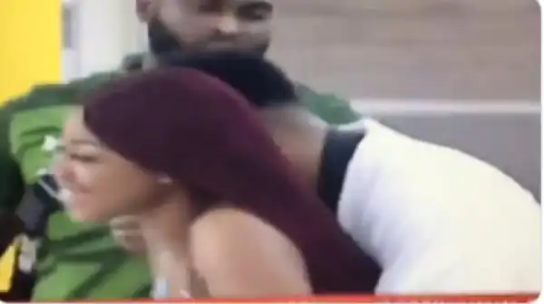 BBNaija: Seyi Flirts With Tacha, Sniffs Her Body